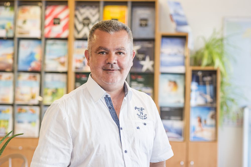 Elmar Gehrig Elmar Gehrig